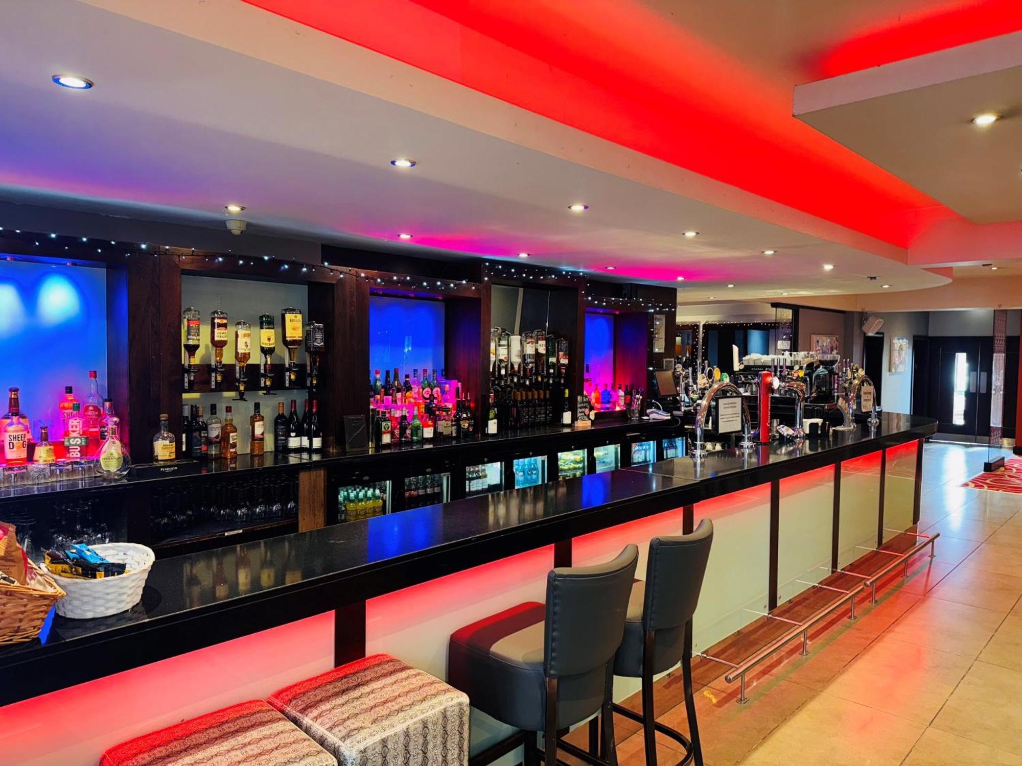 Blanco'S Hotel Port Talbot Zewnętrze zdjęcie